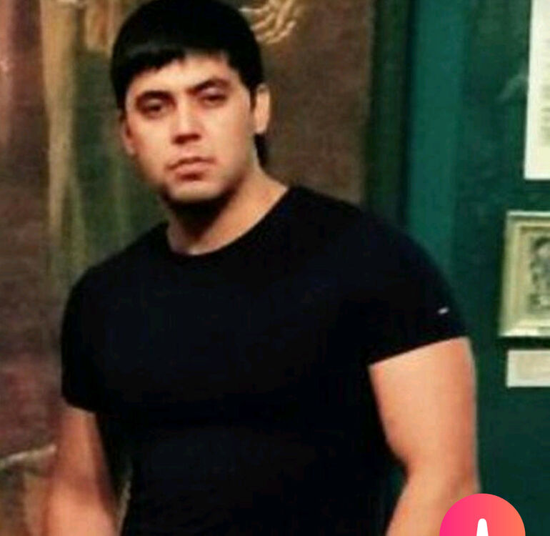  17937200  Ravshan, 38 ,    