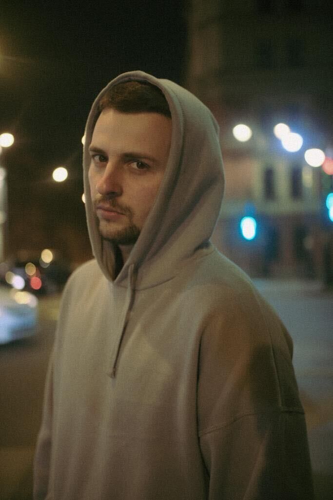  36850060  , 27 ,    -