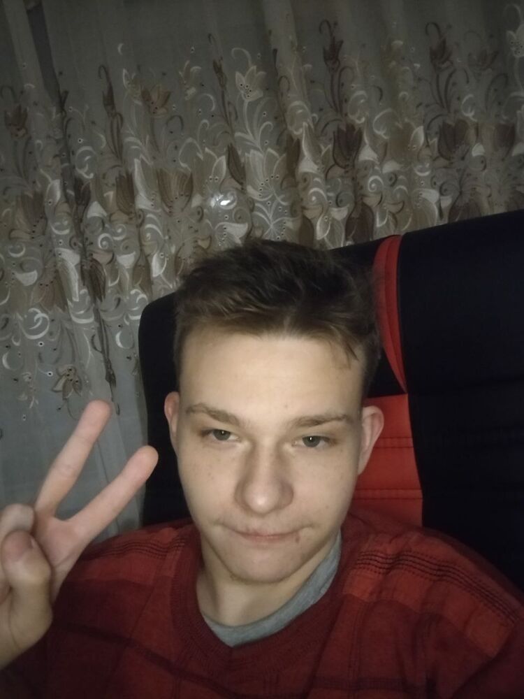  33410490  , 21 ,    