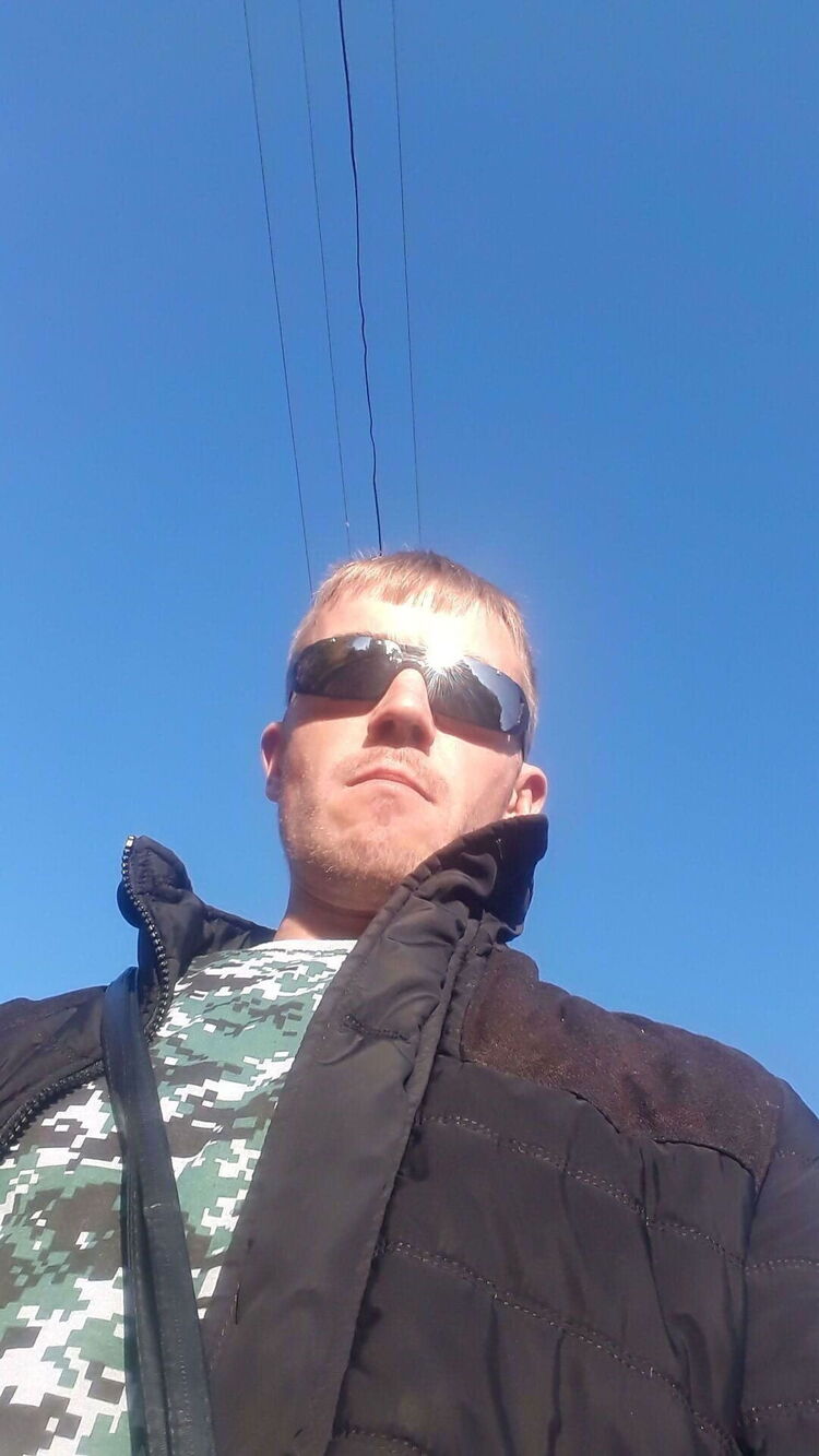  41208860  , 32 ,    