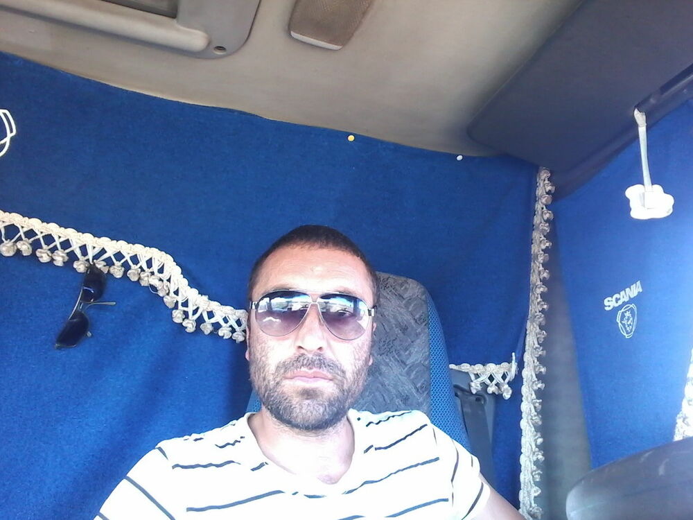  8209740  Alik, 49 ,    