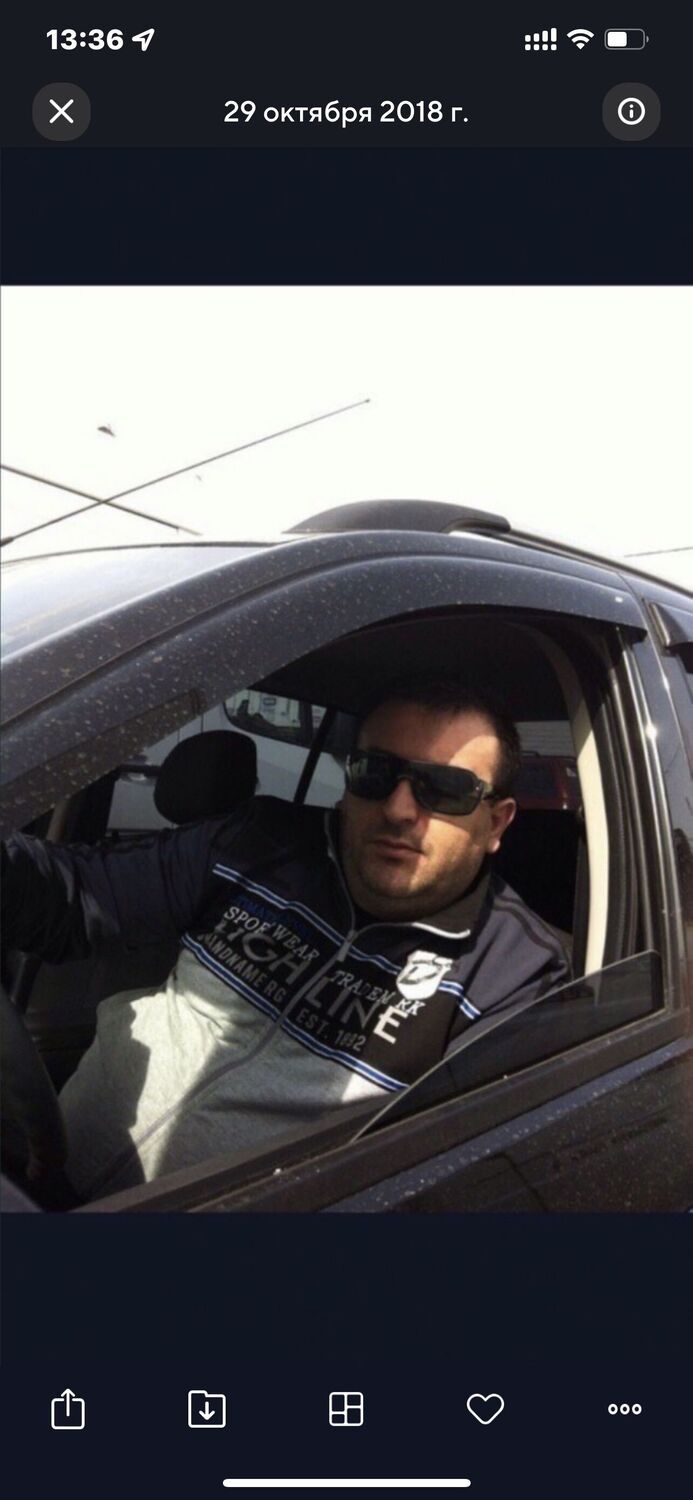 28309260  Armen, 45 ,    