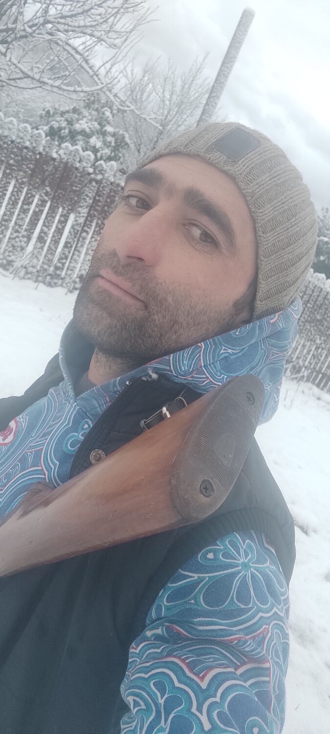  33487160  Zali, 35 ,    