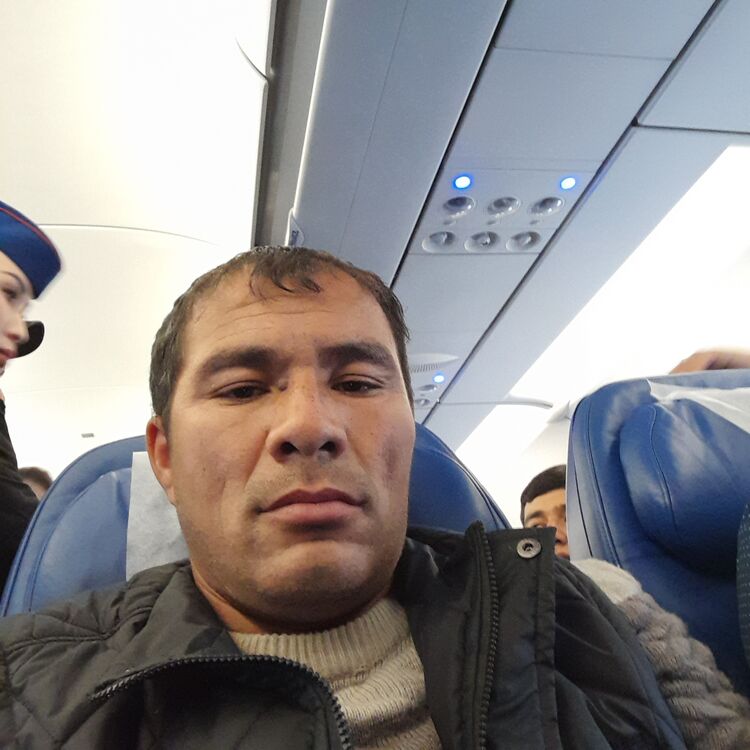  41169780  Siddiqov, 39 ,    -