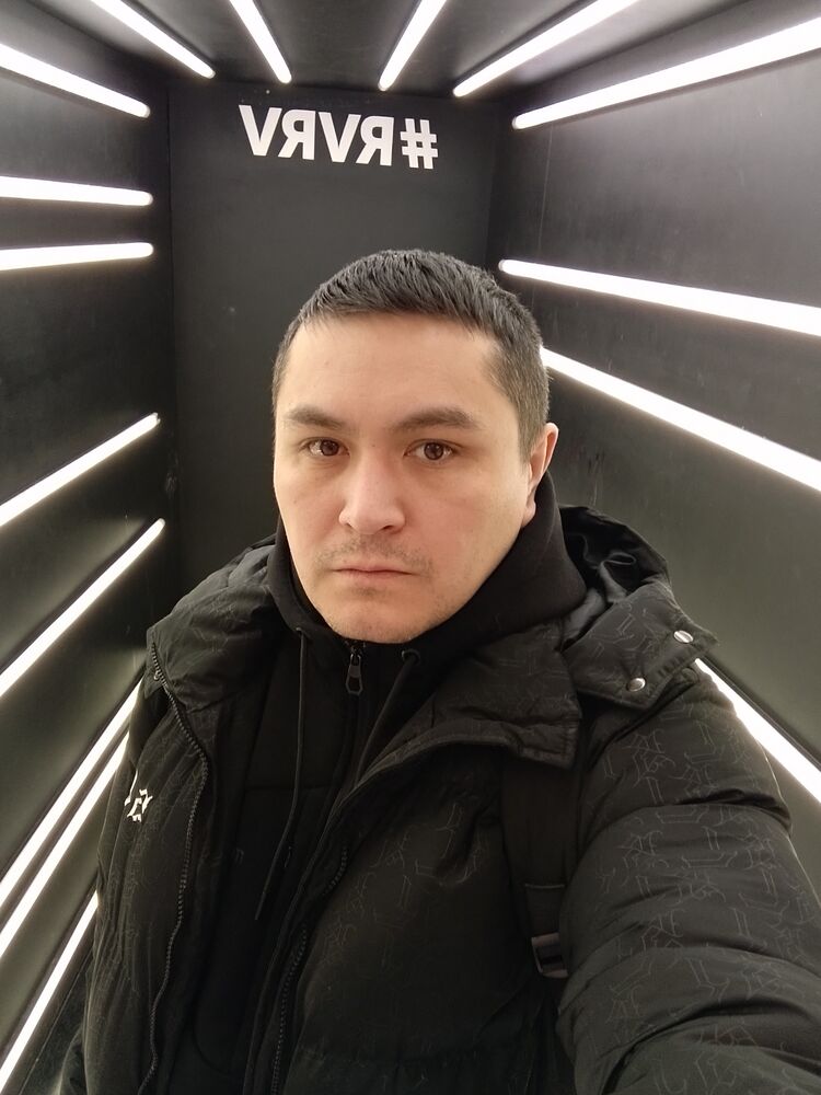 49643130  , 39 ,    