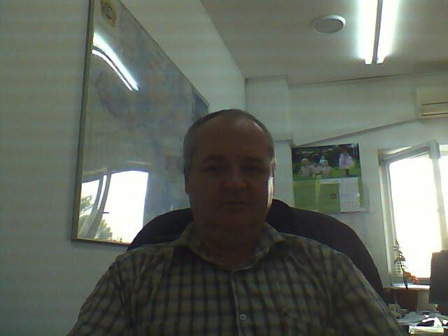  9676950  , 52 ,    