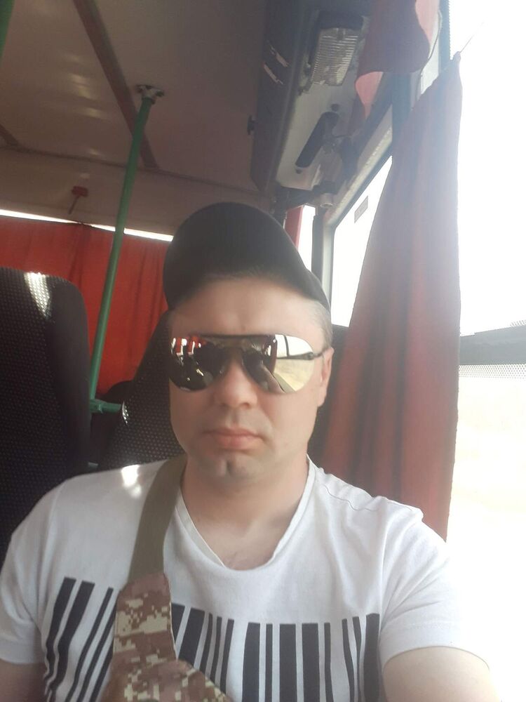  40445310  , 36 ,    