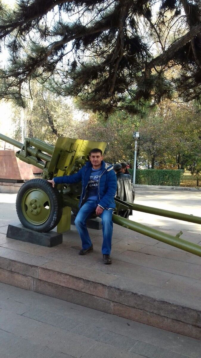  ,   Vlad, 41 ,   ,   , c 