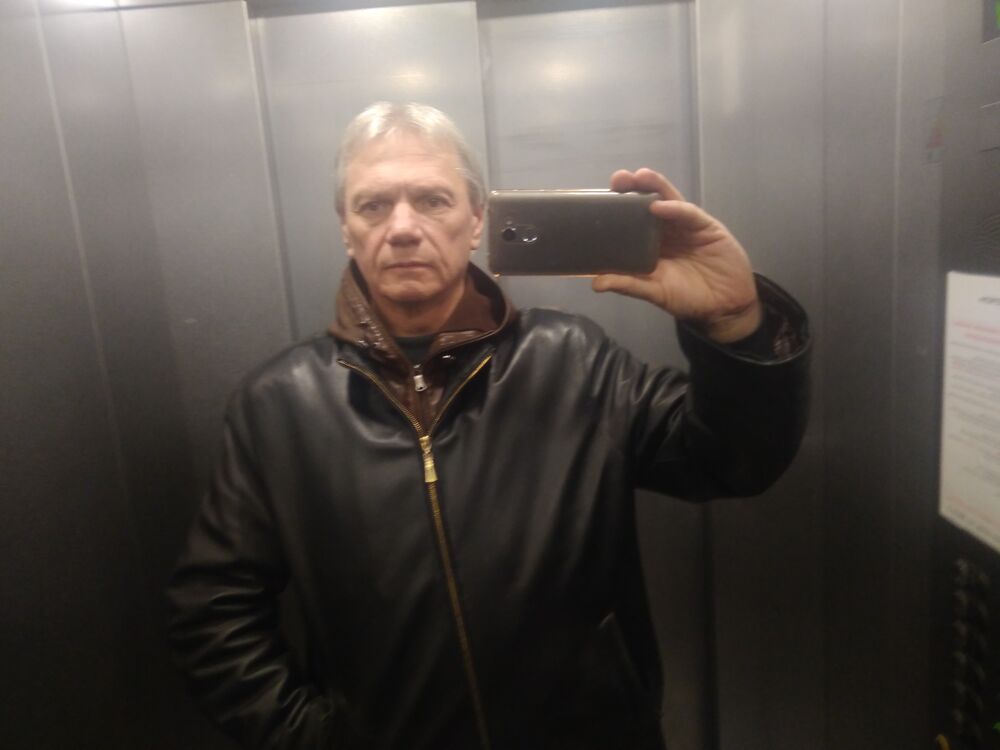  30857660  , 62 ,    
