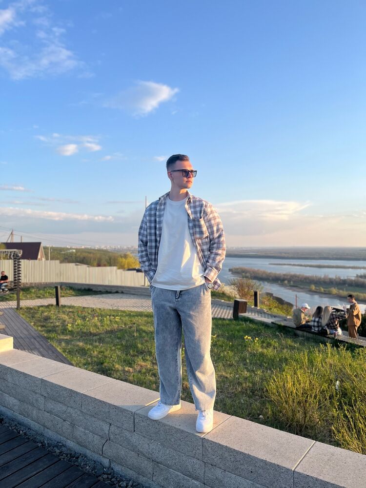  ,   Nikita, 21 ,     , c 