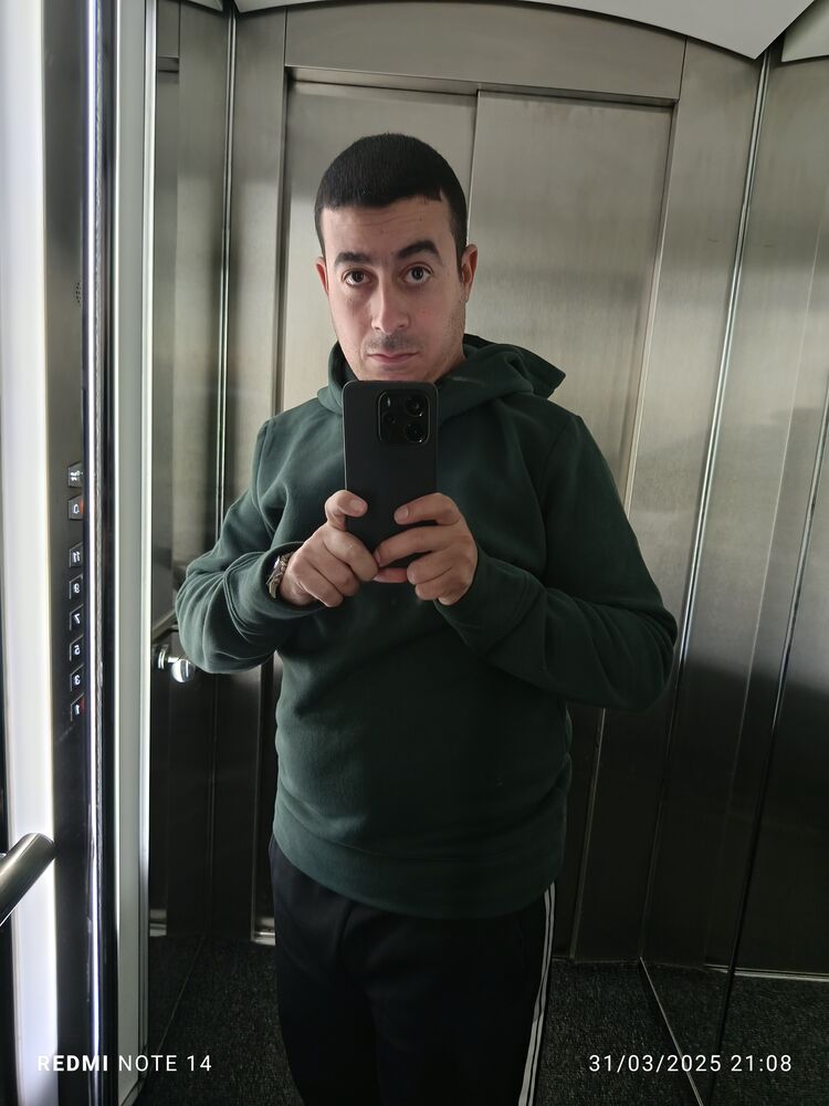  50979710  Mohammed, 34 ,    