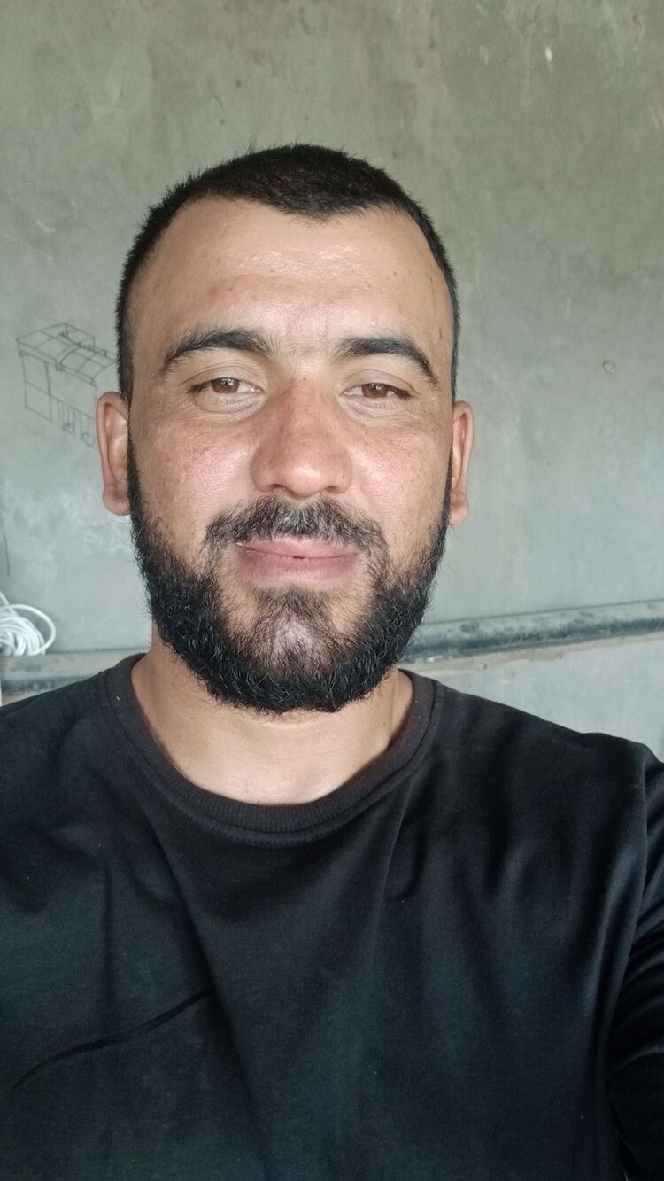  51404640    , 37 ,    