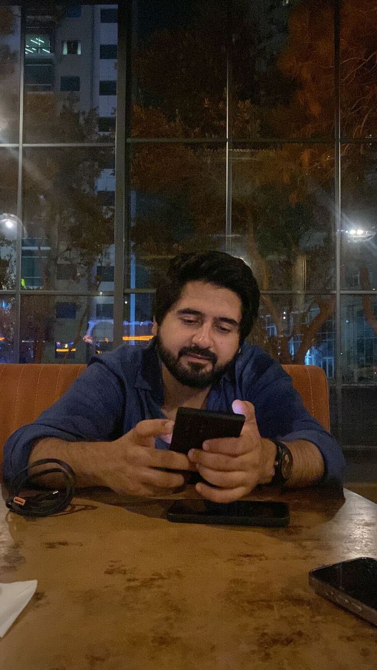  53523850  , 28 ,    