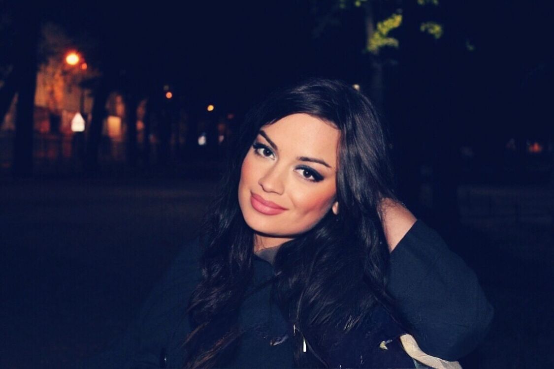  54105500  Regina, 33 ,    -