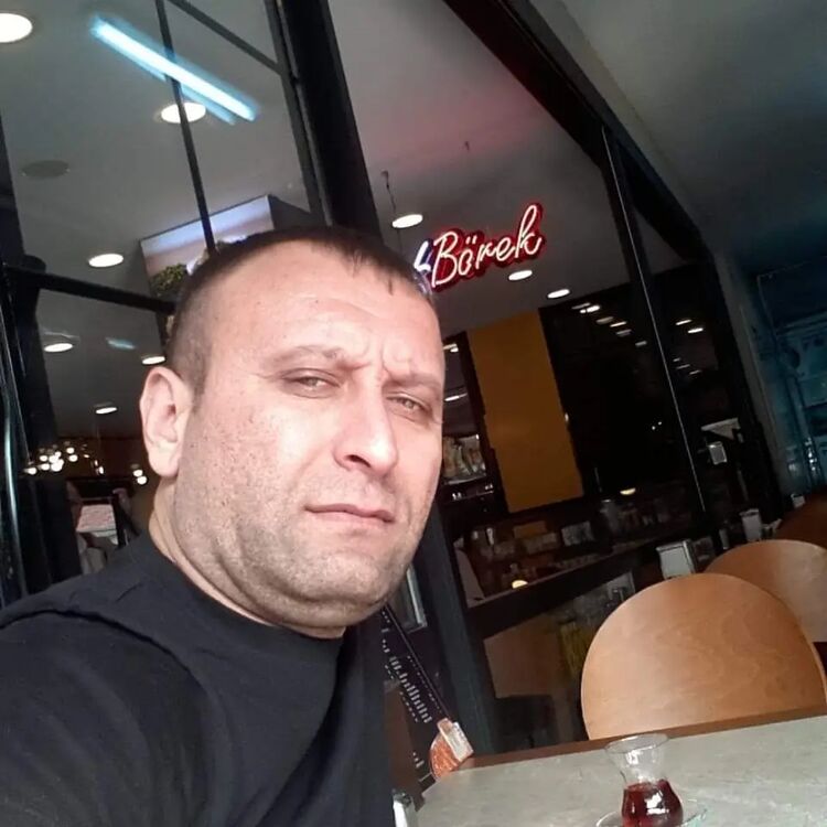  49437530  , 44 ,    