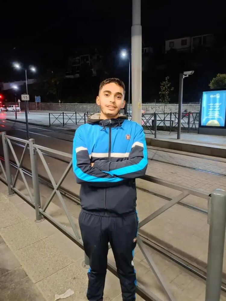  ,   Kharo, 24 ,   ,   