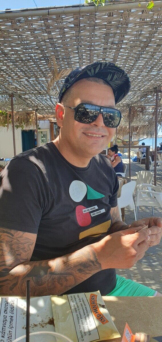  Limassol,   Todor, 47 ,   ,   , c , 