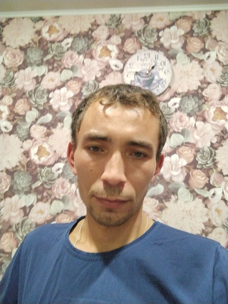  37953730  , 32 ,    