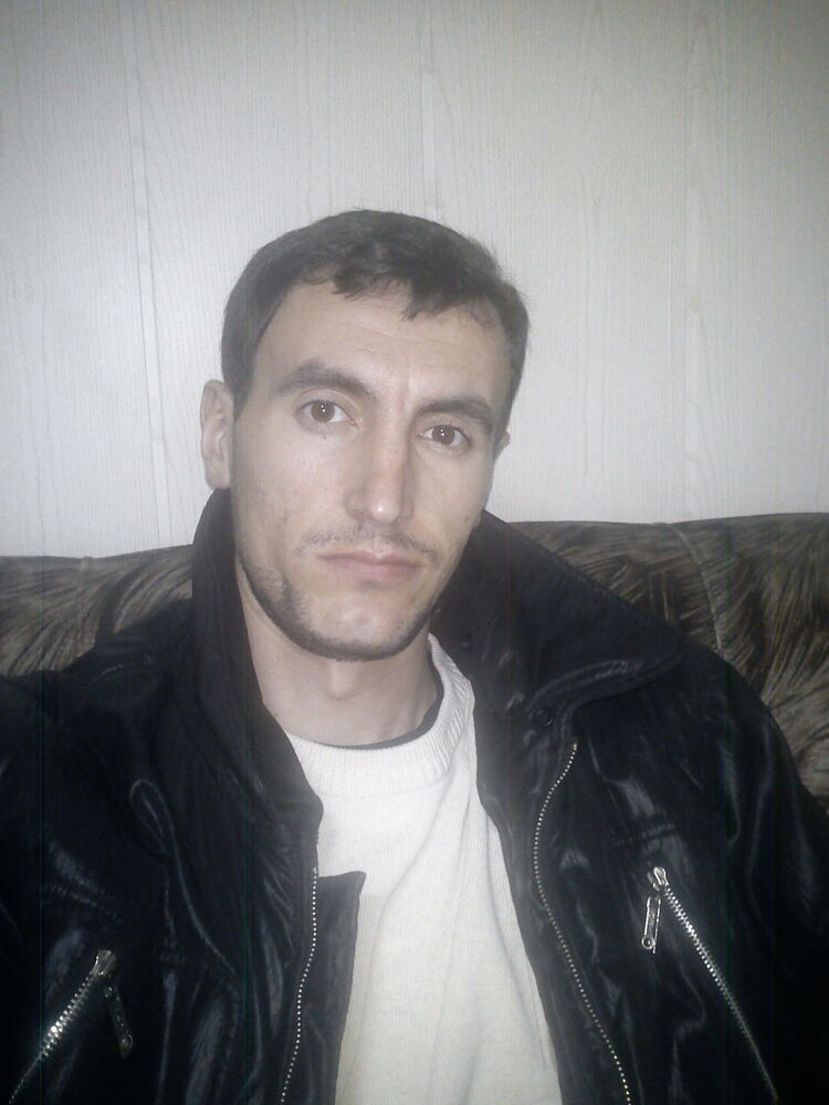  ,   Denis, 46 ,   ,   , c 