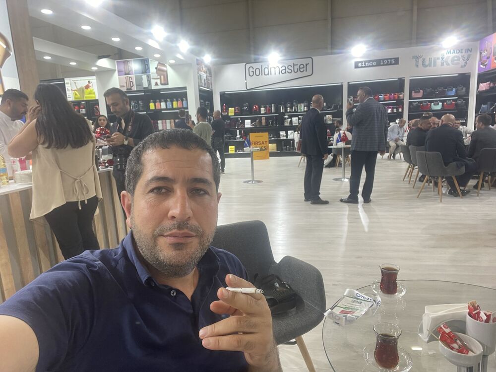  29594510  Elsad, 43 ,    