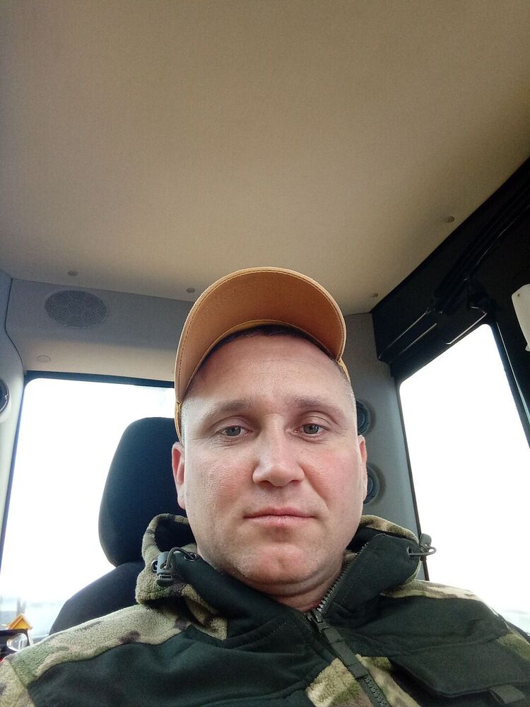  43164550  , 37 ,    