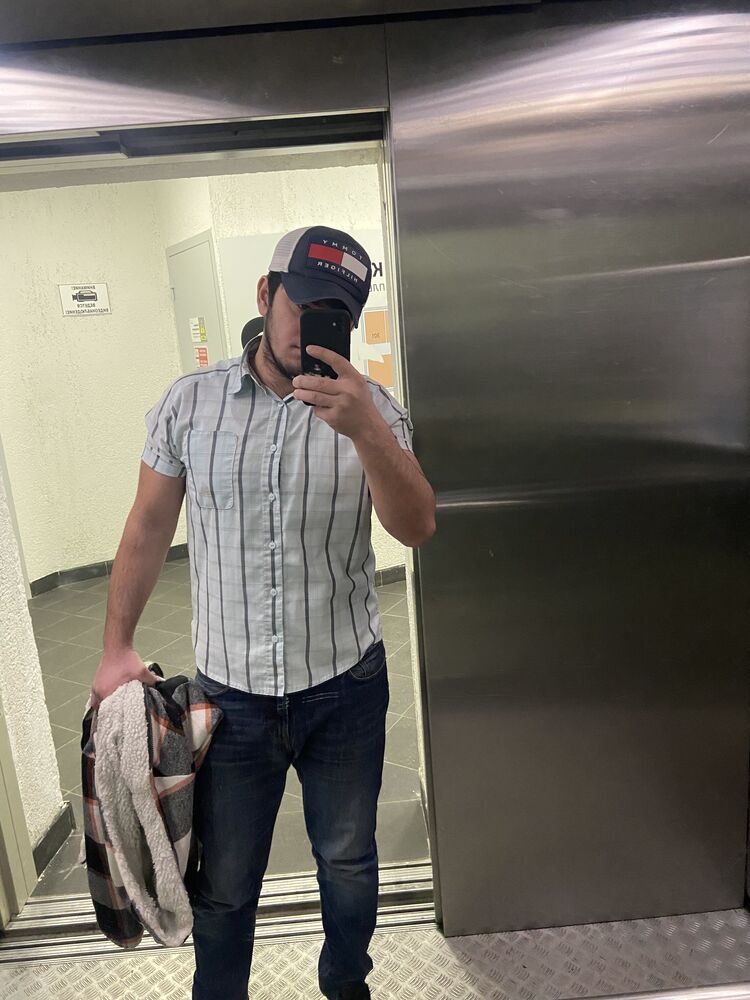  33050380  , 27 ,    