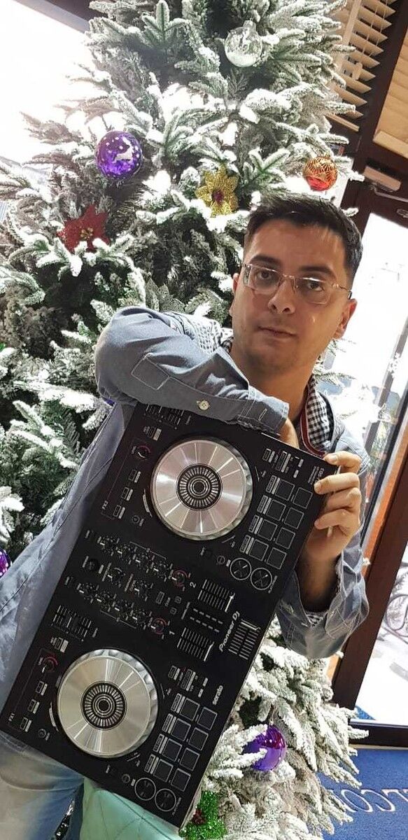  ,   Eliko, 34 ,   ,   , c 