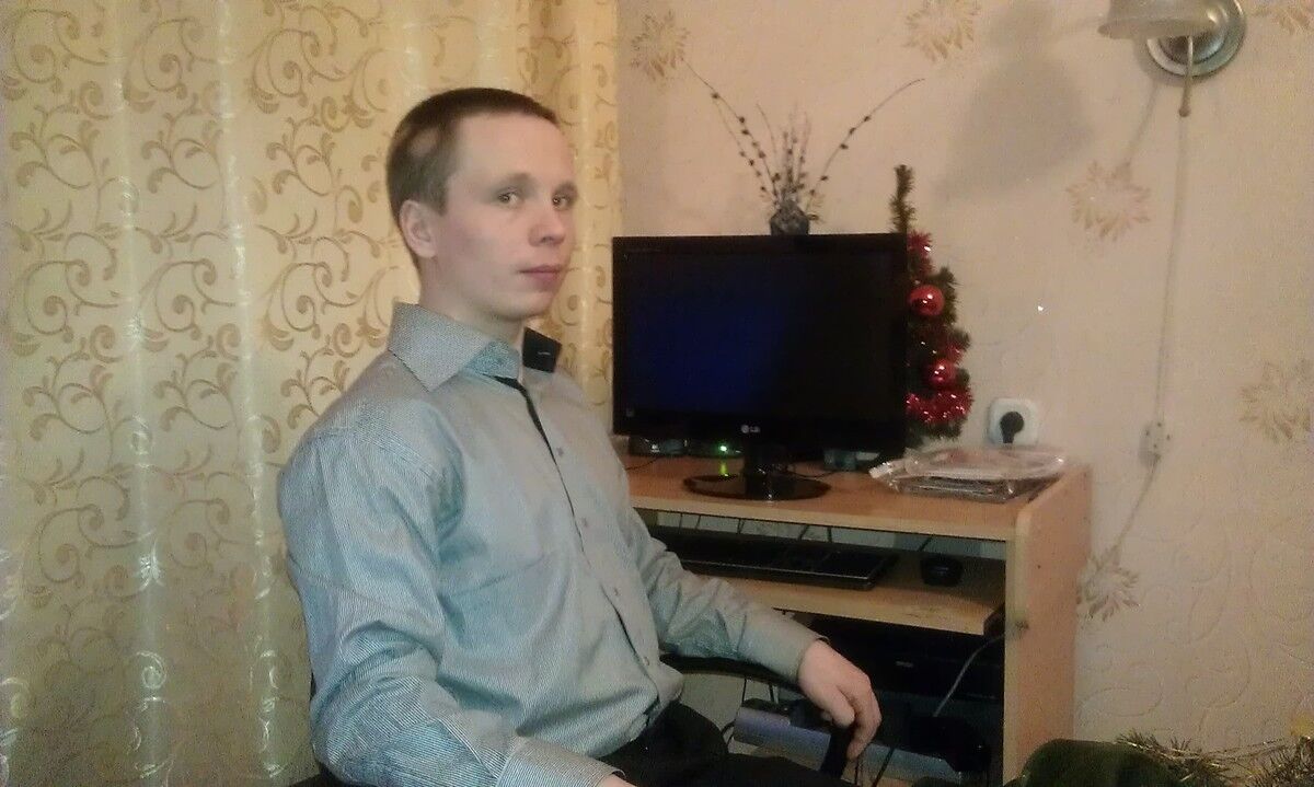  15313290  Alexei, 42 ,    