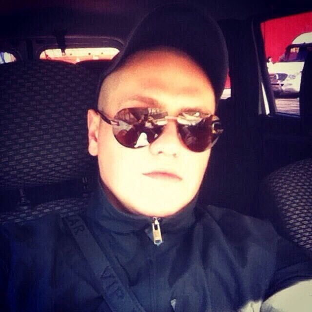  ,   Alex, 37 ,   