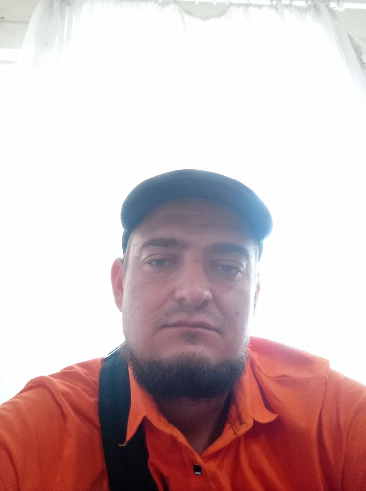  28836980  Vlad, 35 ,    