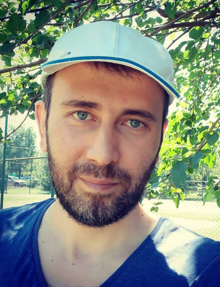  ,   Mehmet, 43 ,   ,   