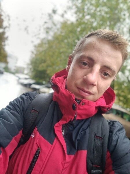  33887410  , 24 ,    