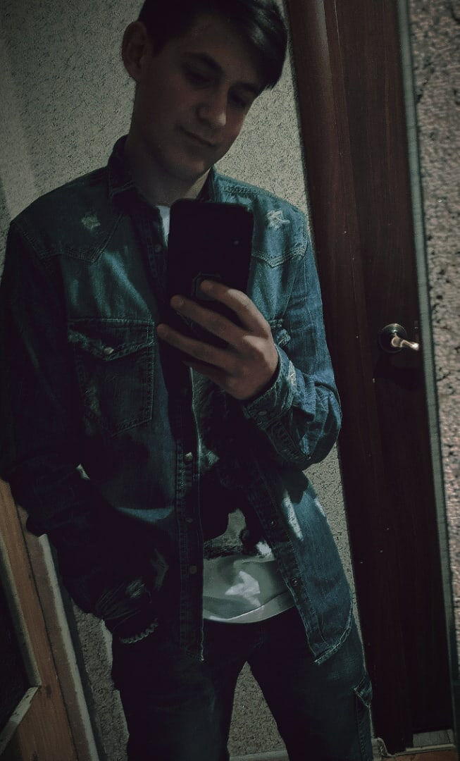  35272220  , 23 ,    