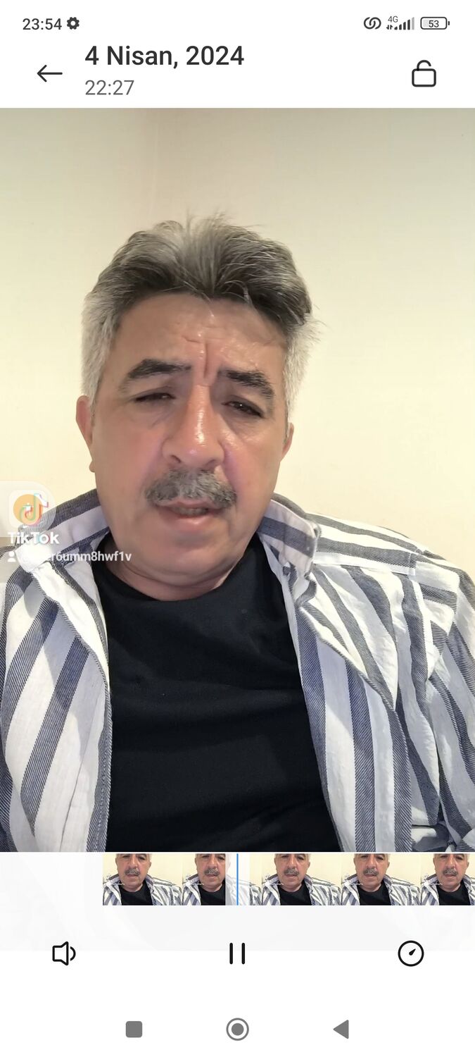  42294730  Kadir, 49 ,    