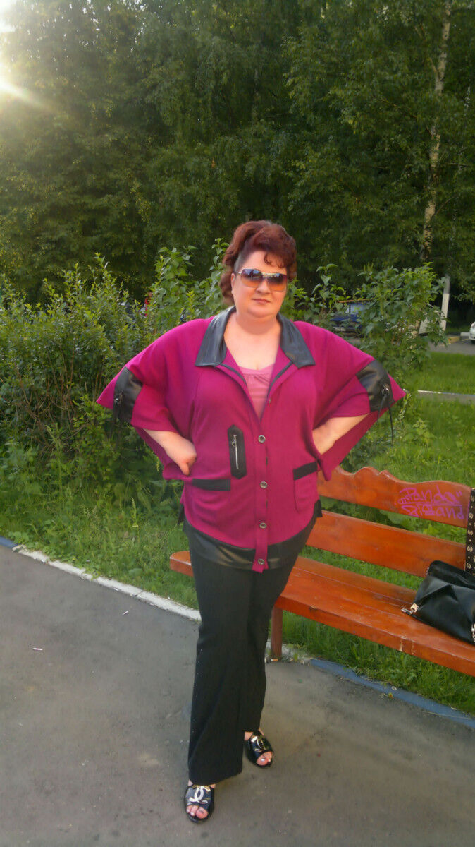  6637740  Oxana, 51 ,    