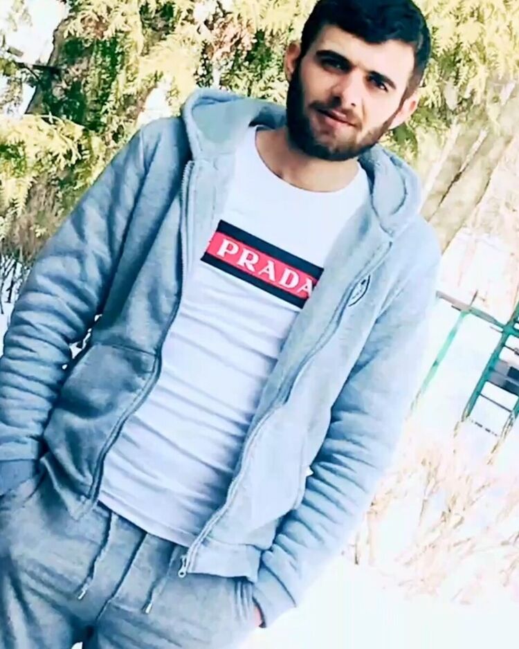  22538880  Hak, 31 ,    