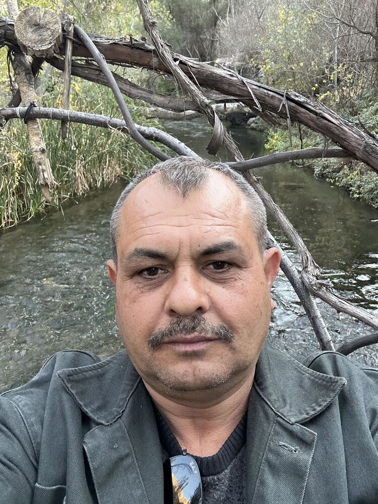  53950190  Dursun, 49 ,    Nicosia