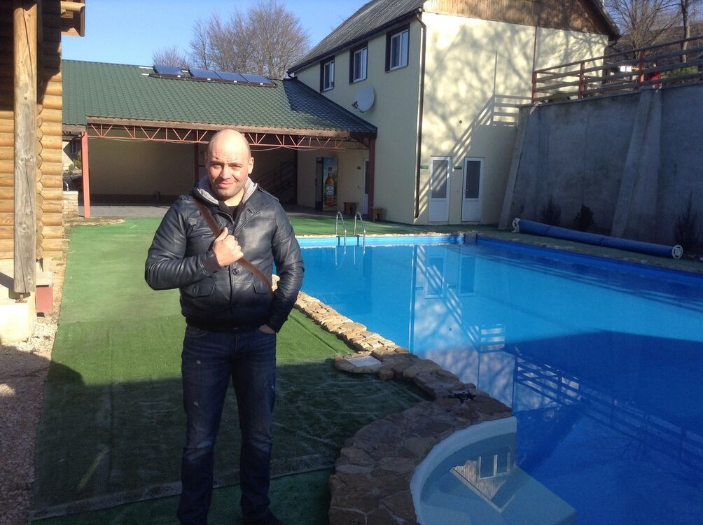  8957080  , 48 ,    -