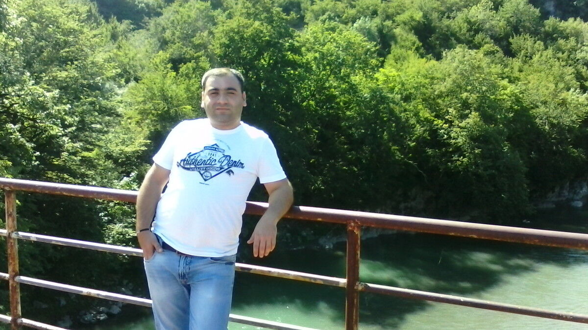  5873070  Guja, 40 ,    