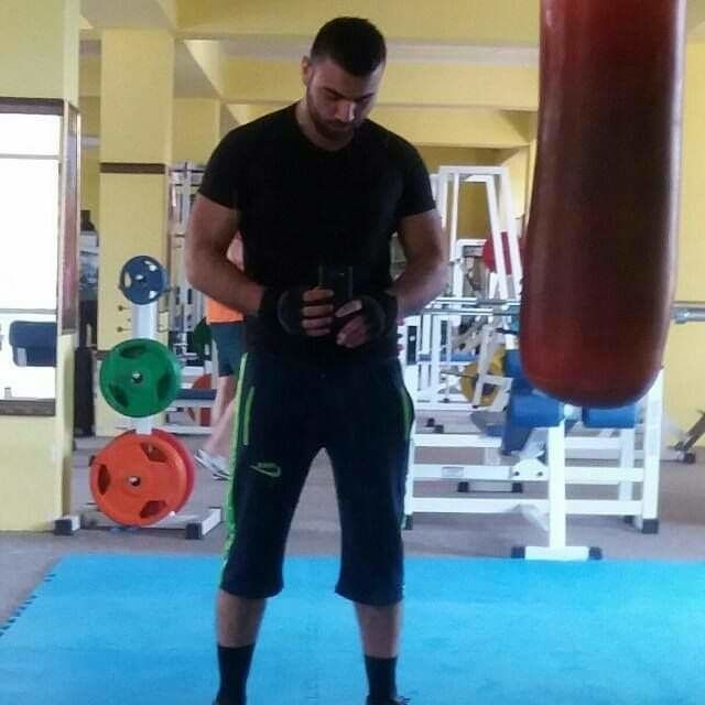  18141560  Mushfig, 31 ,    