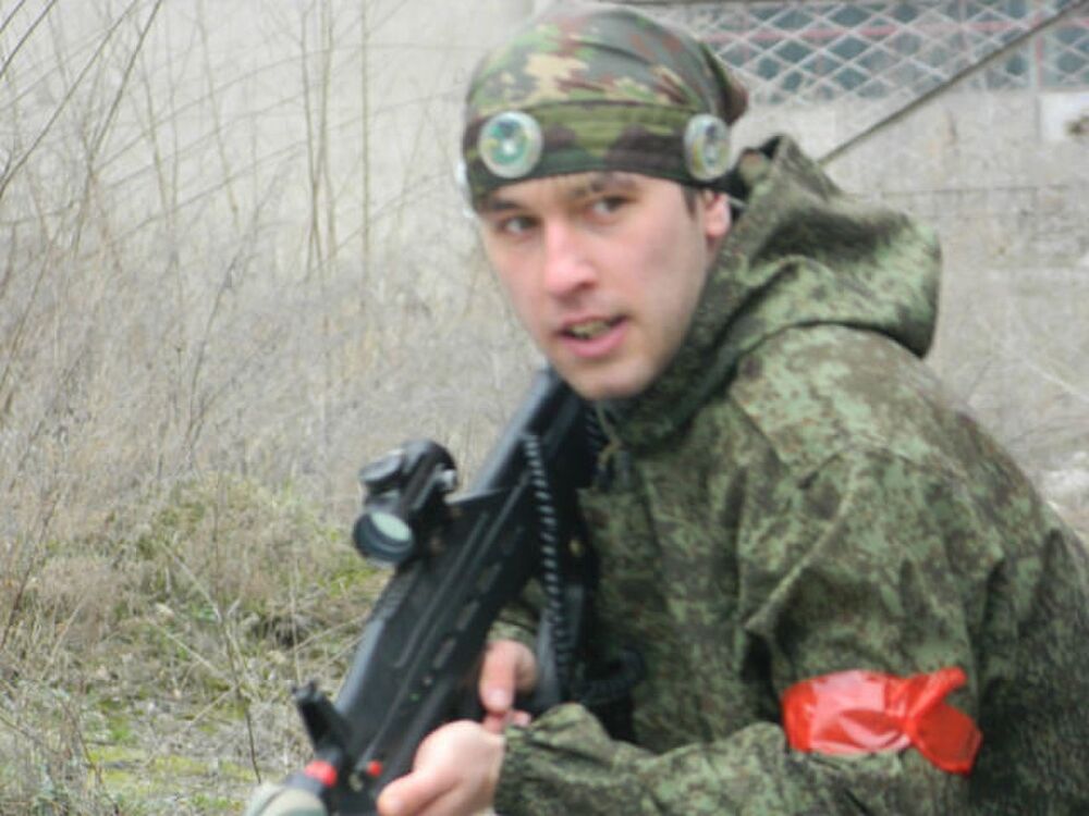  45381610  Alecsandru, 39 ,    