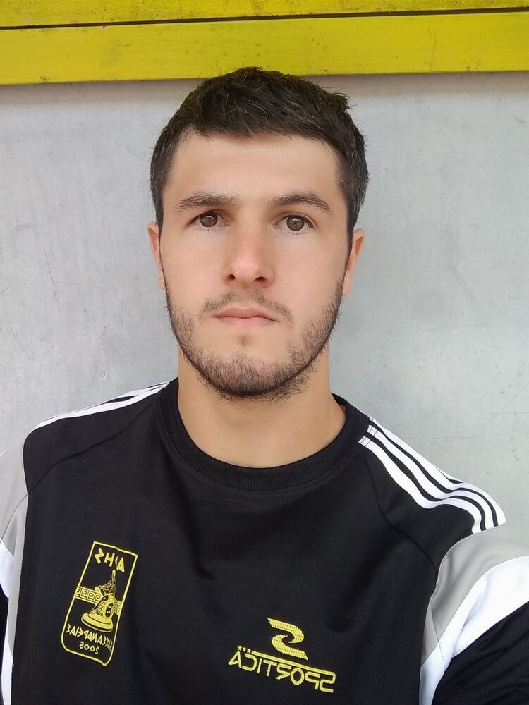  15558590  Stefan, 32 ,    Thessaloniki