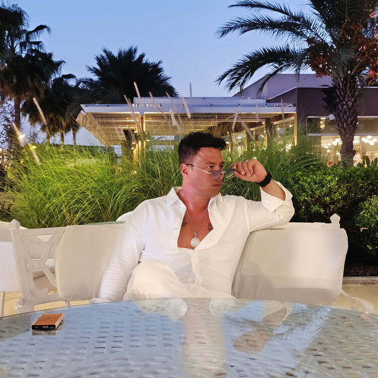  ,   Emrah, 40 ,   ,   