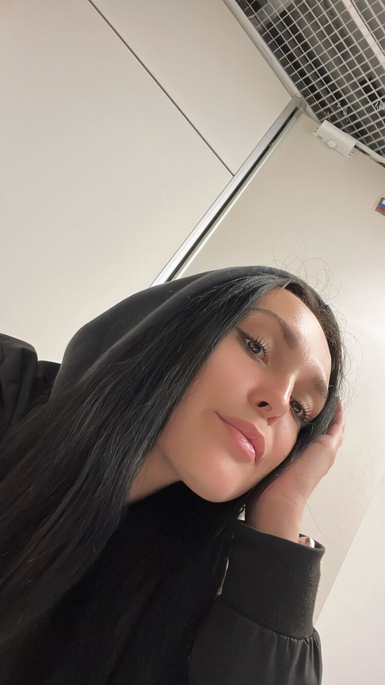  ,   Anastasiia, 25 ,   ,   