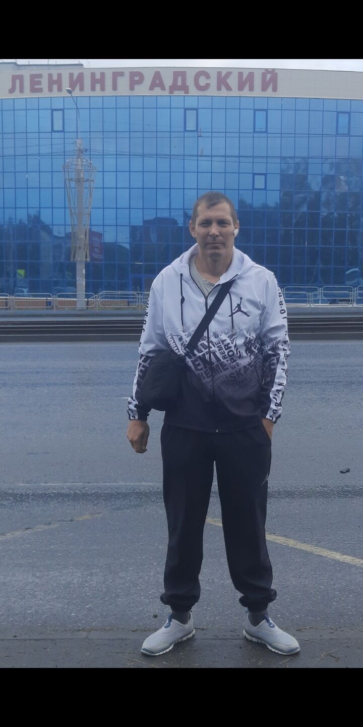  ,   Alexander, 42 ,   c 