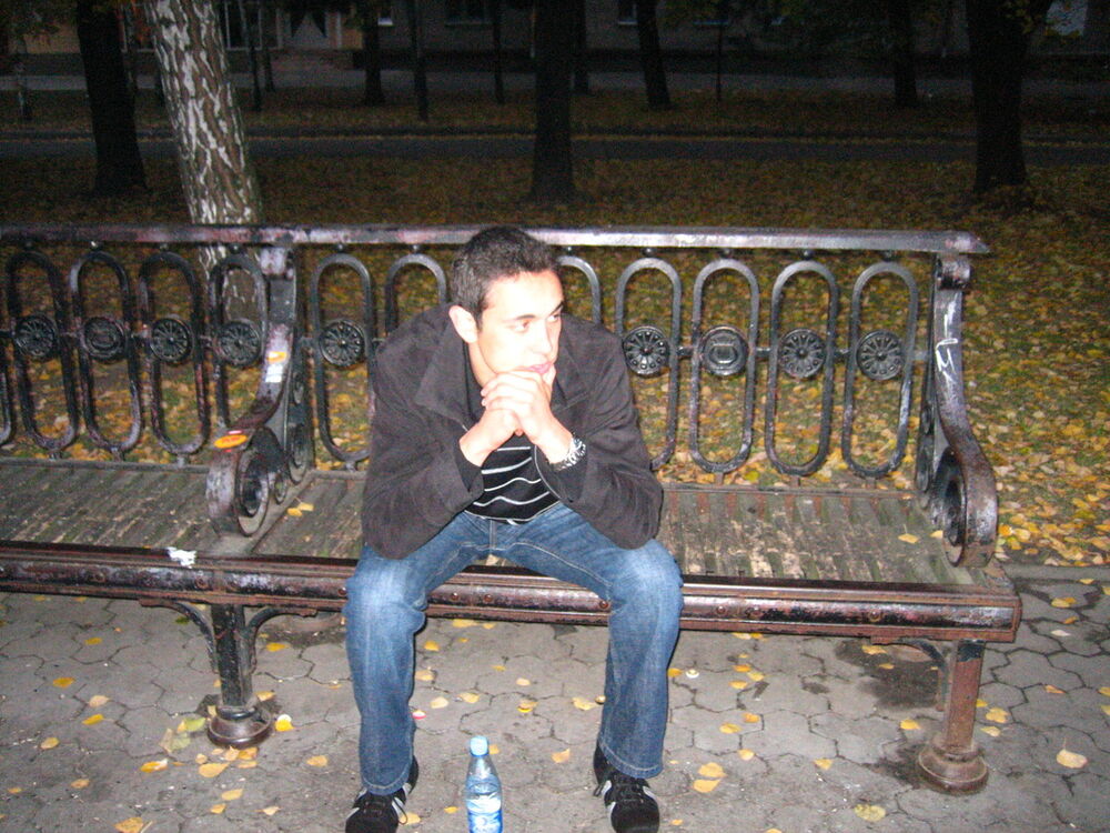  11132790  Yar, 43 ,    