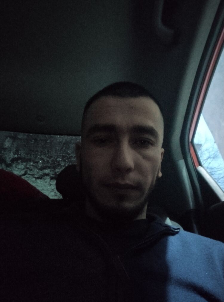  39833260  Botir uzb, 32 ,    -