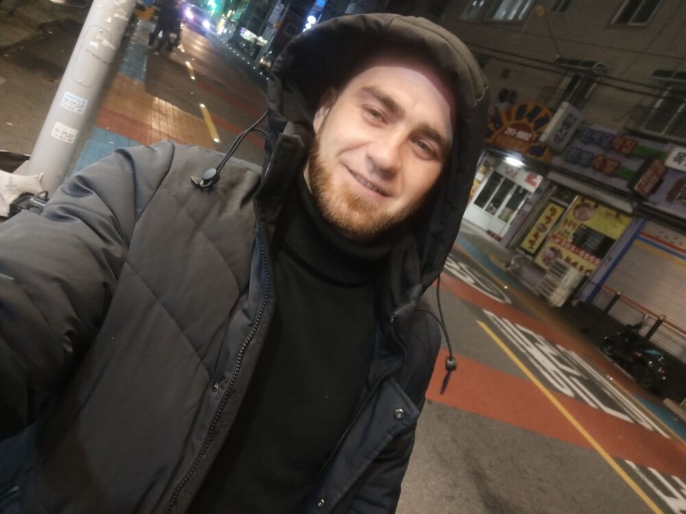  53033630  Ilya, 31 ,    