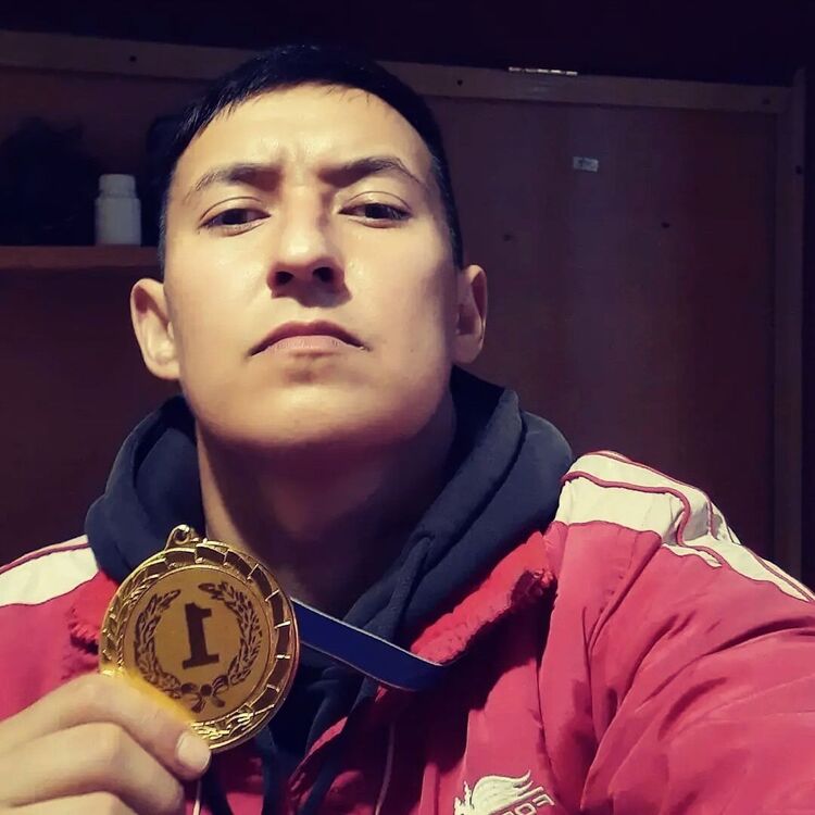  45568210  MV, 32 ,    