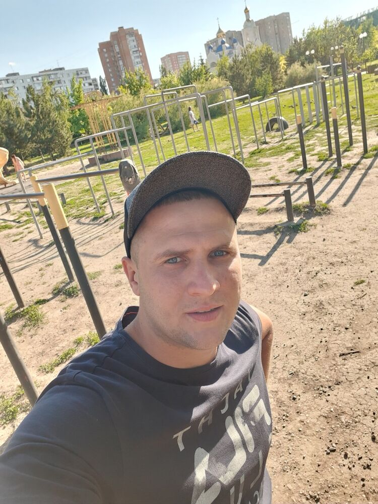  ,   Denis, 33 ,   ,   , c , 